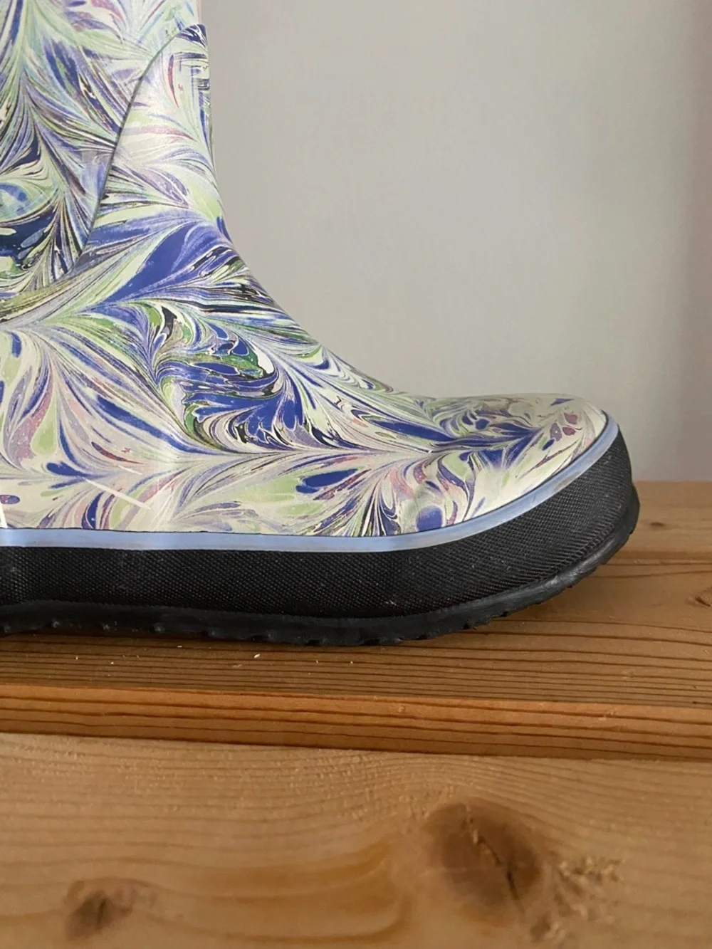 BOGS Purple Blue Periwinkle Marble Pull On Rain Boots Youth 2